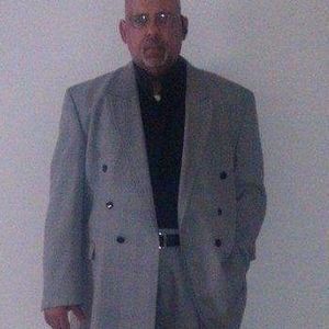 Meet your Posher, Leon